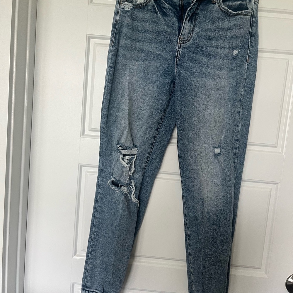 Stylish Distressed Blue Boyfriend Jeans